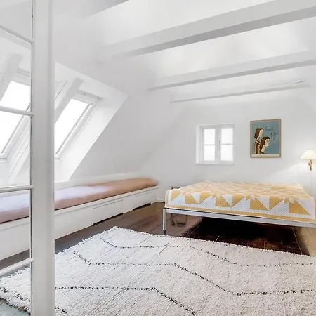 Elegant & Modern Flat For Families And Big Groups!